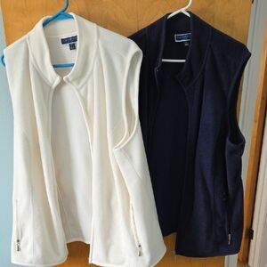 Karen Scott Women's Fleece Vests - Cream and Navy, Size 2X